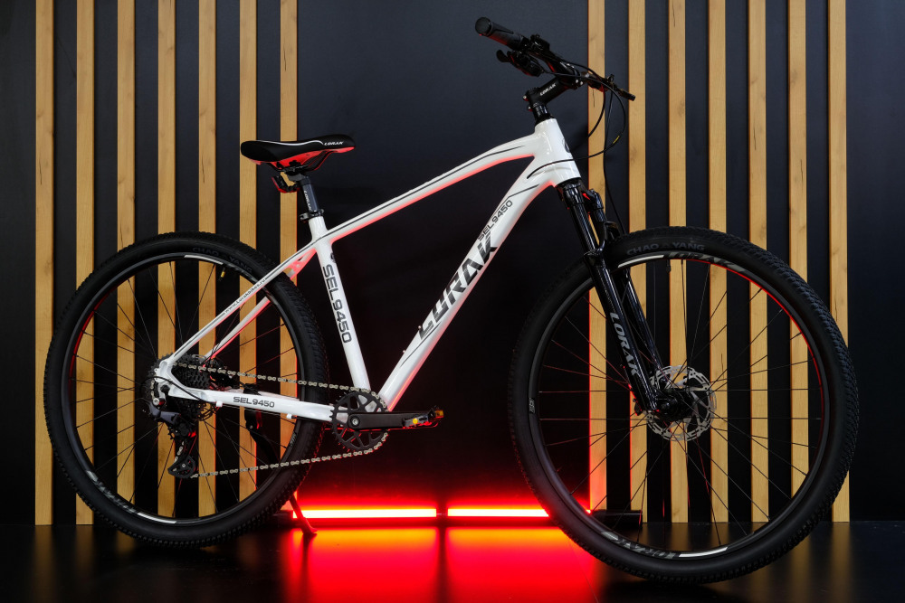 LORAK Sel 9450 SE Белый рама 17 (на рост 155-173)