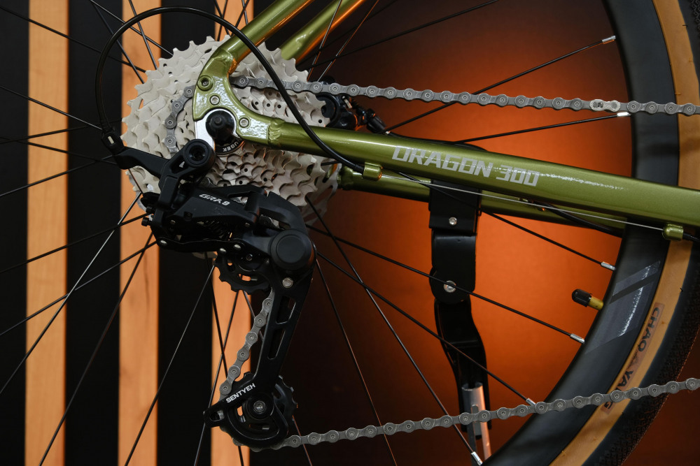 LORAK Gravel 300 Зелёный рама 510mm